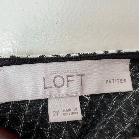 LOFT Sleeveless Fit and Flare Chevron Dress | Petite - Picture 8 of 10